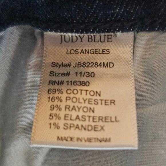 Judy Blue Women's Boyfriend Fit Denim Jeans 11/30 Distressed Blue Casual - Picture 6 of 7